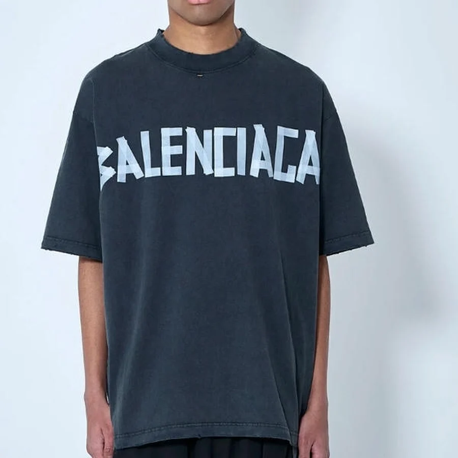 Black Arched Varsity Text 01 T-Shirt — Black