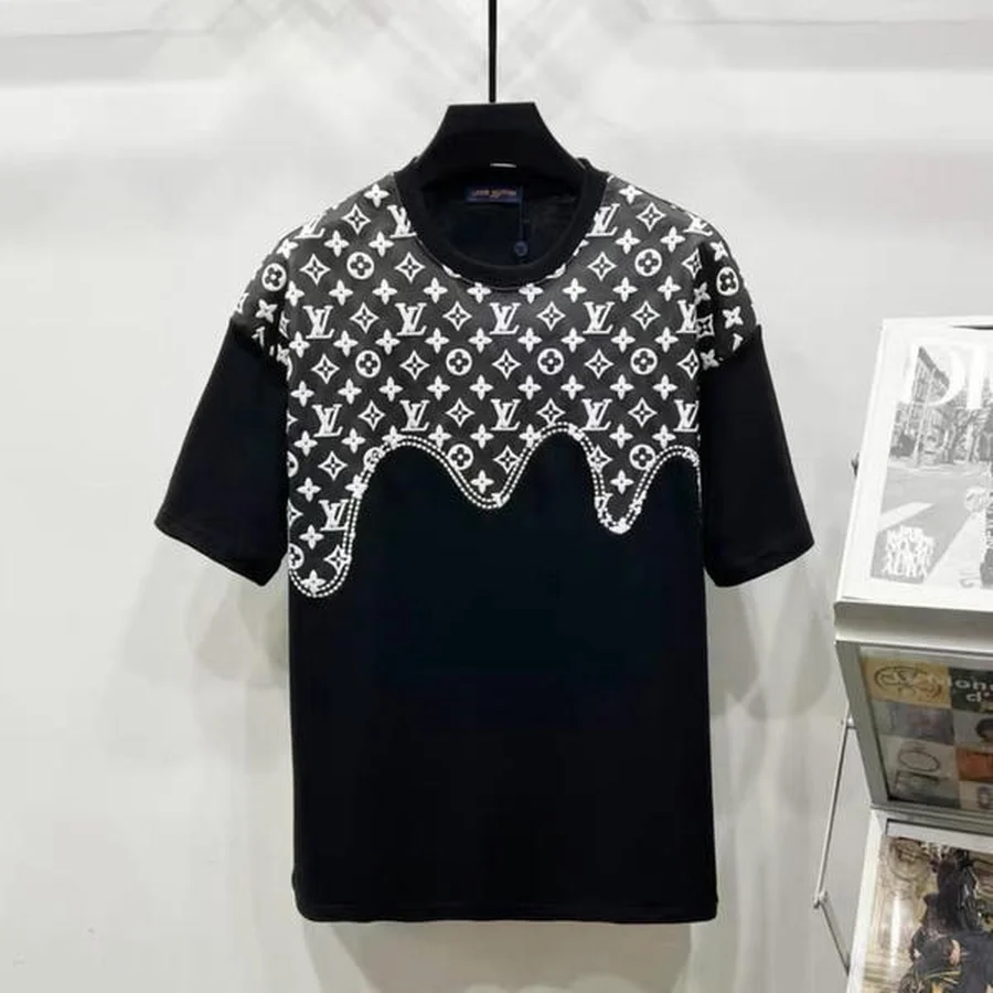 Black, White Gradient Monogram Pattern T-Shirt — Black