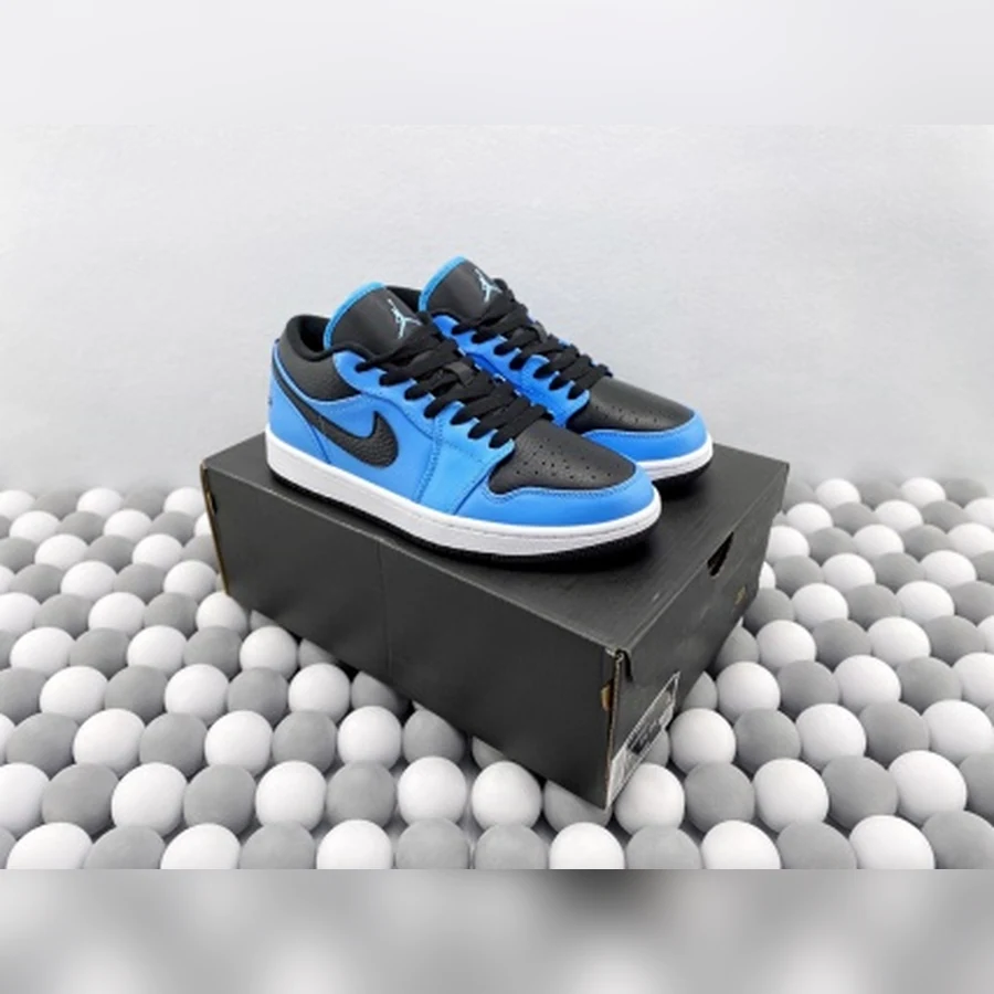 Jordan 1 Low Blue Black White