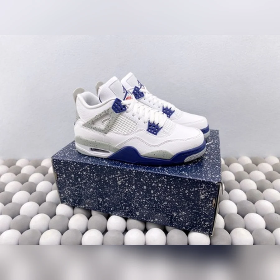 Jordan 4 White Midnight Navy Cement