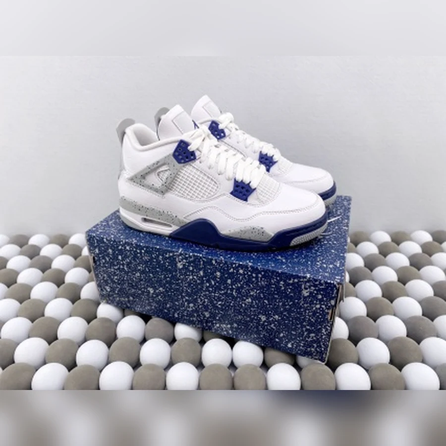Jordan 4 White Midnight Navy Cement — Gallery