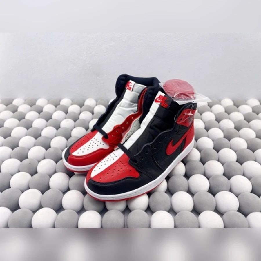 Jordan 1 High Black Red White Split