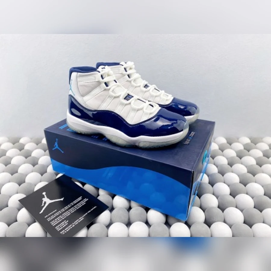 Jordan 11 White Midnight Navy