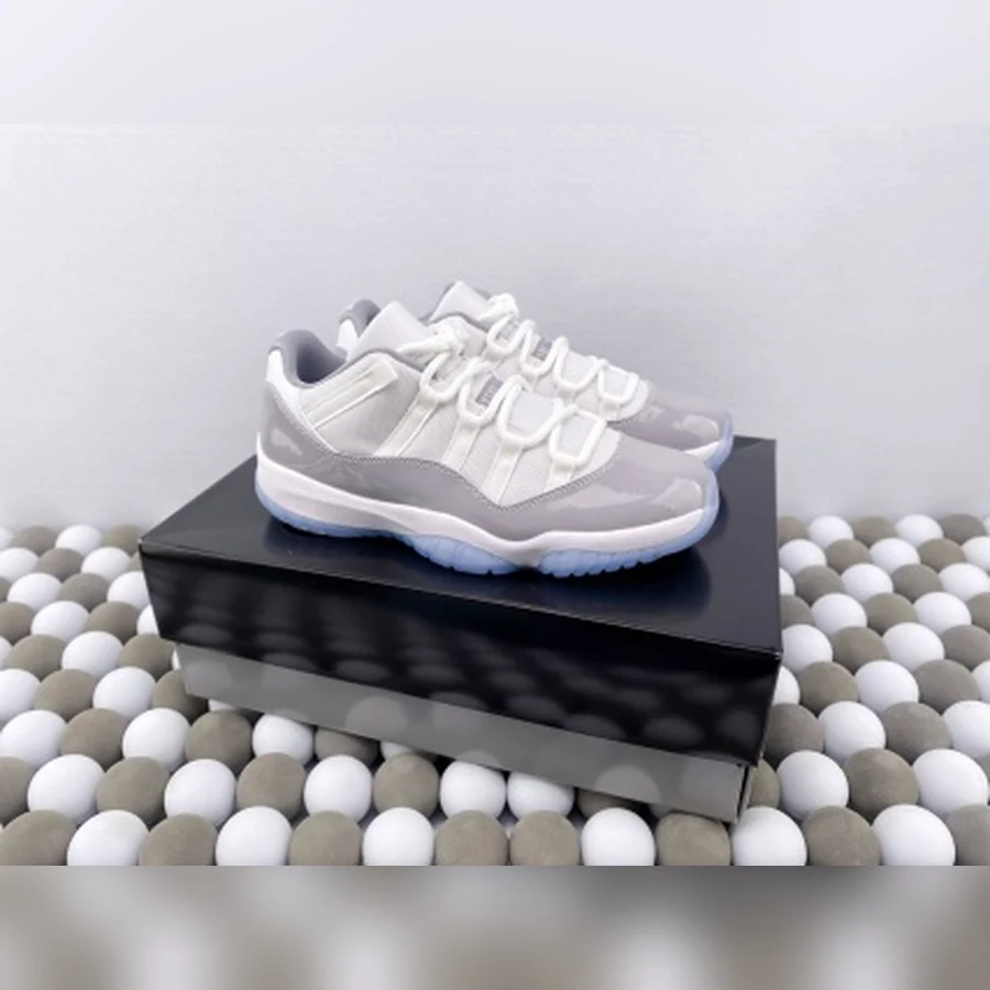 Jordan 11 Low White Grey
