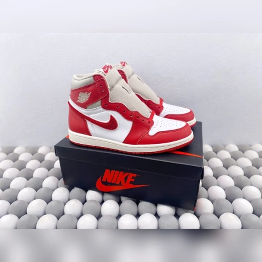 Jordan 1 High Red White Grey