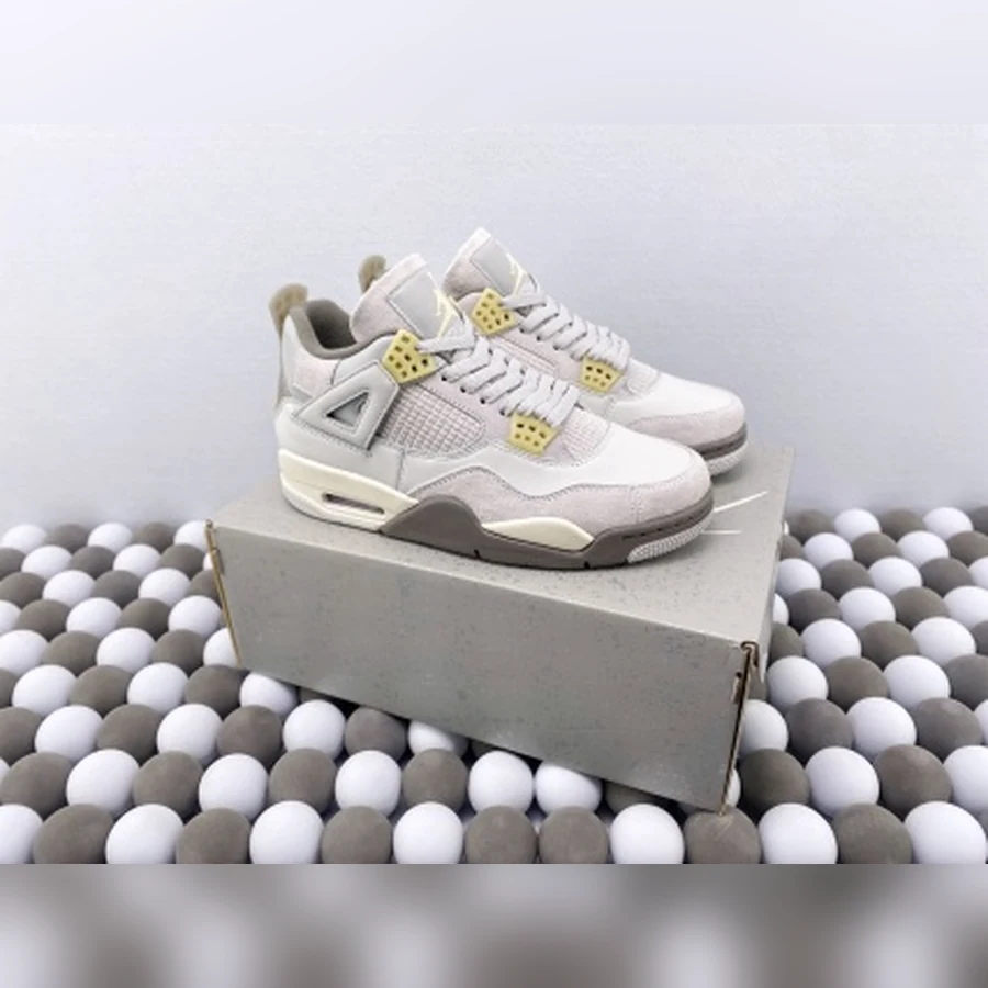 Jordan 4 Photon Dust Off White