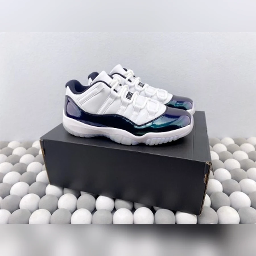 Jordan 11 White Iridescent Emerald