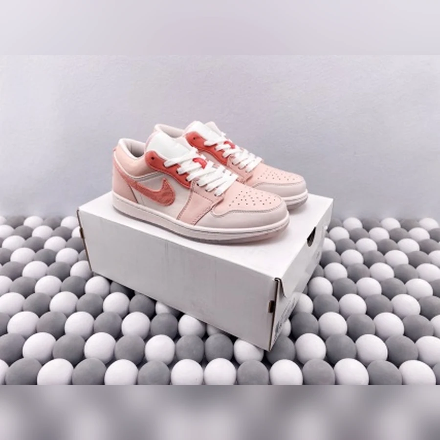 Jordan 1 Low Pink Coral White