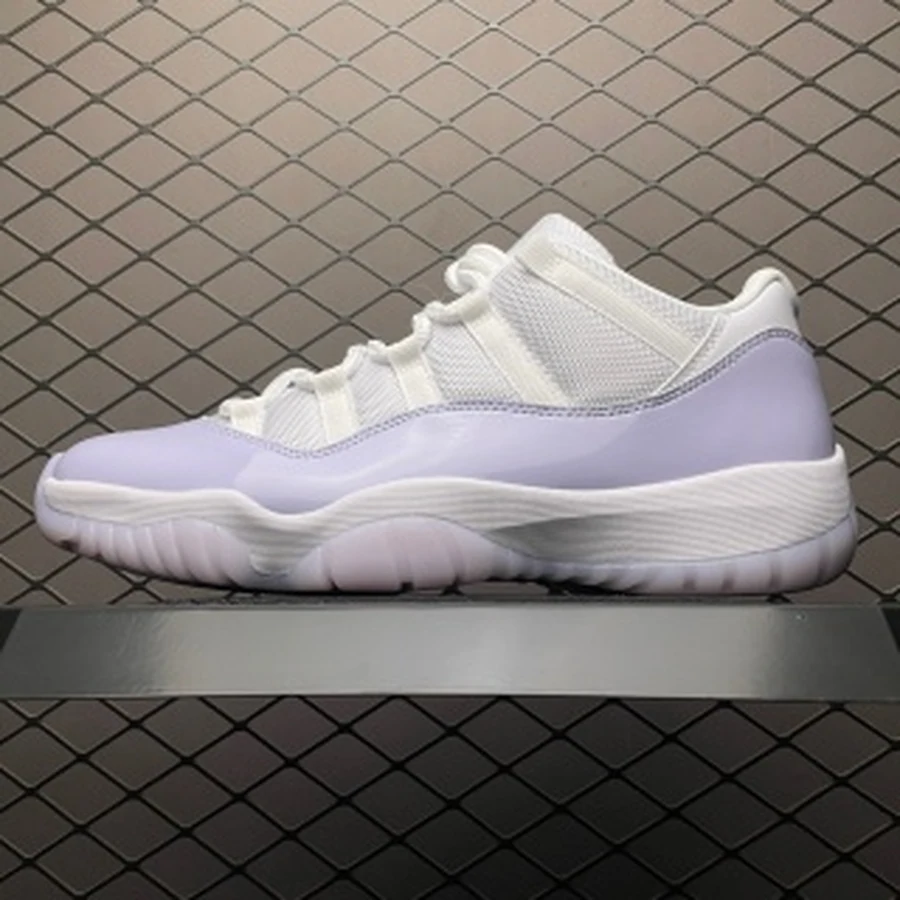 Jordan 11 Low White Pure Violet