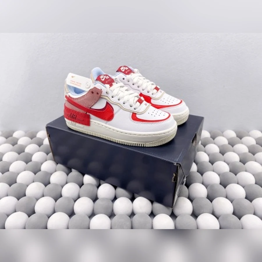Nike Air Force 1 White Red Pink
