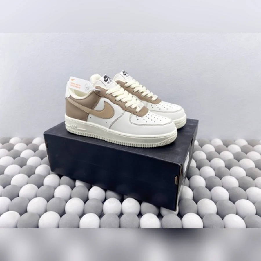 Nike Air Force 1 Sail Brown Tan