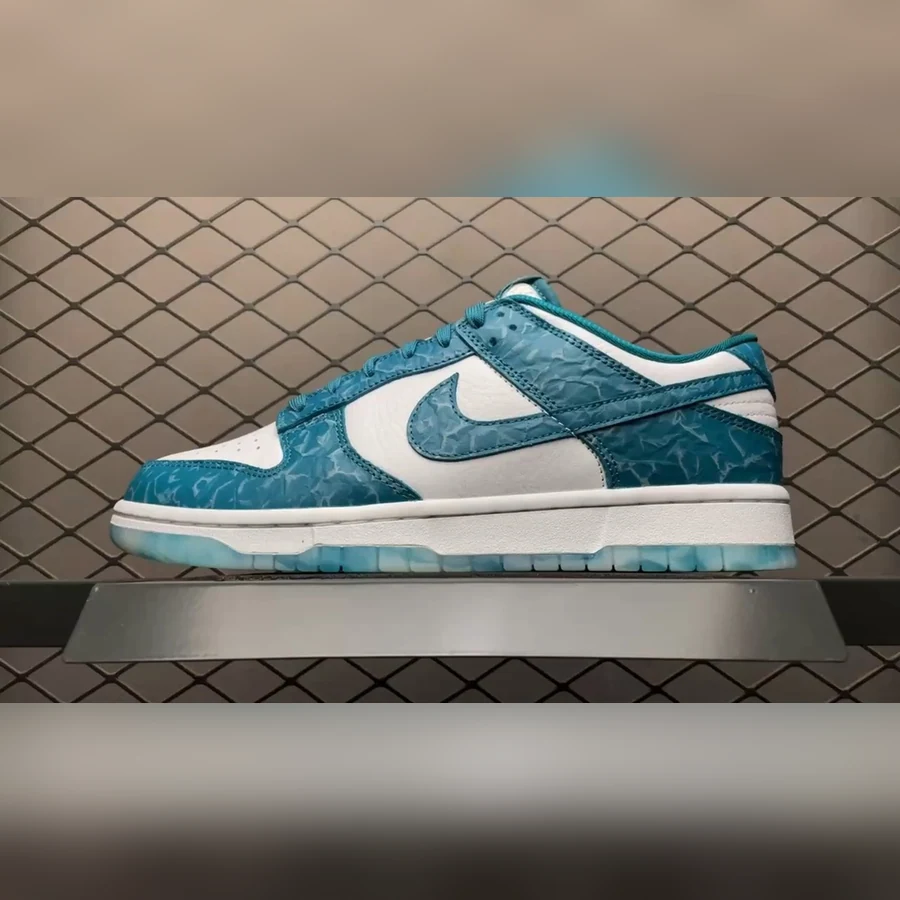 Dunk Low Ocean Blue White — Gallery