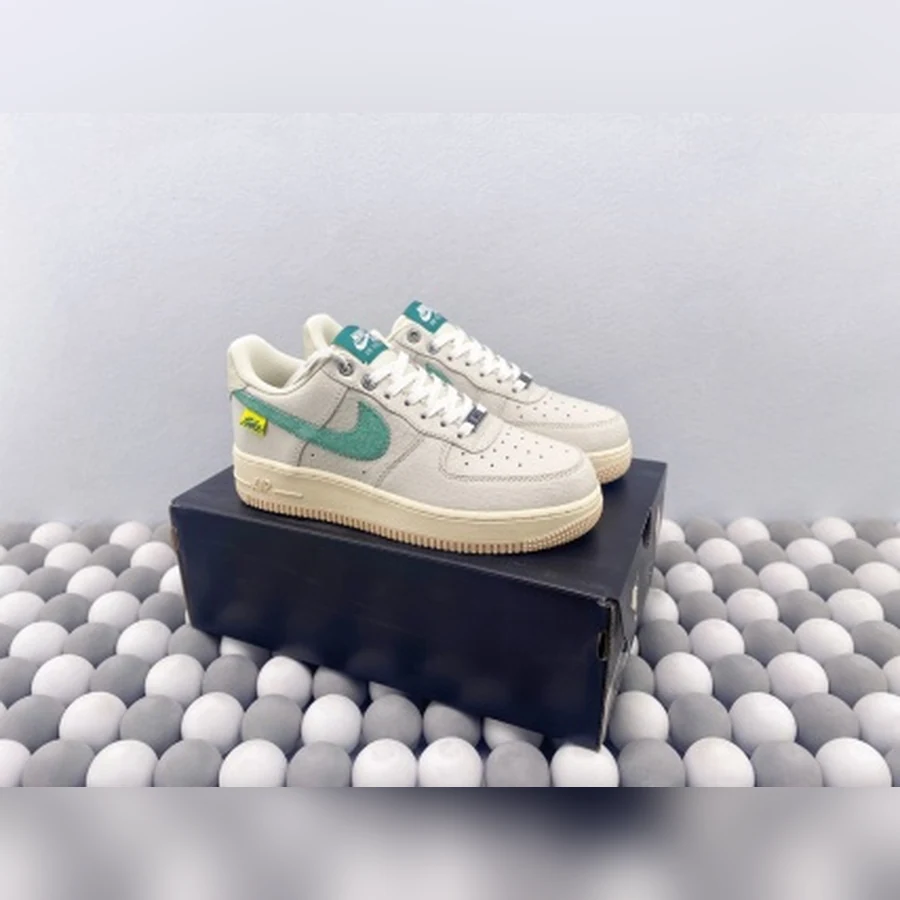 Nike Air Force 1 Sail Green