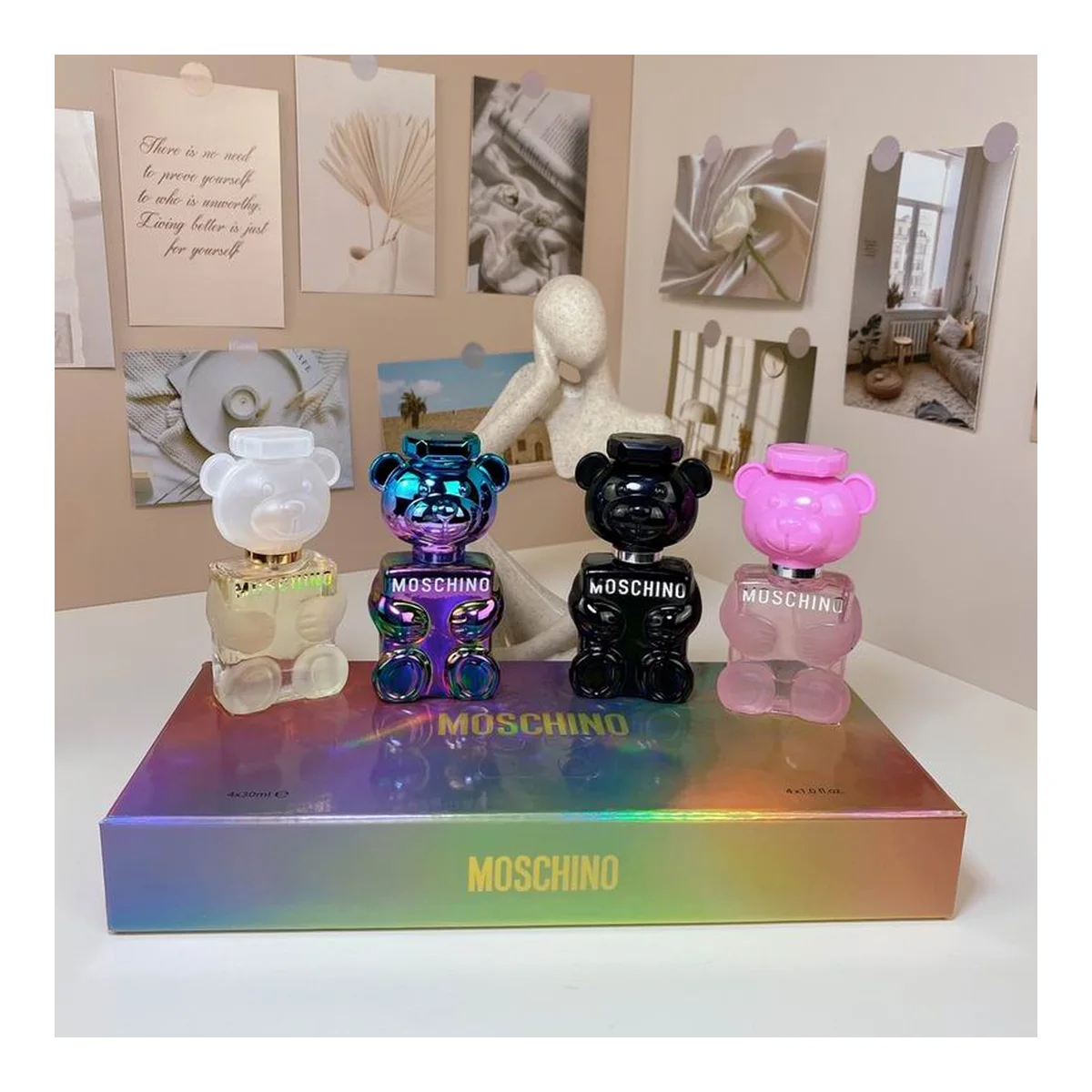 Moschino 'Mosching